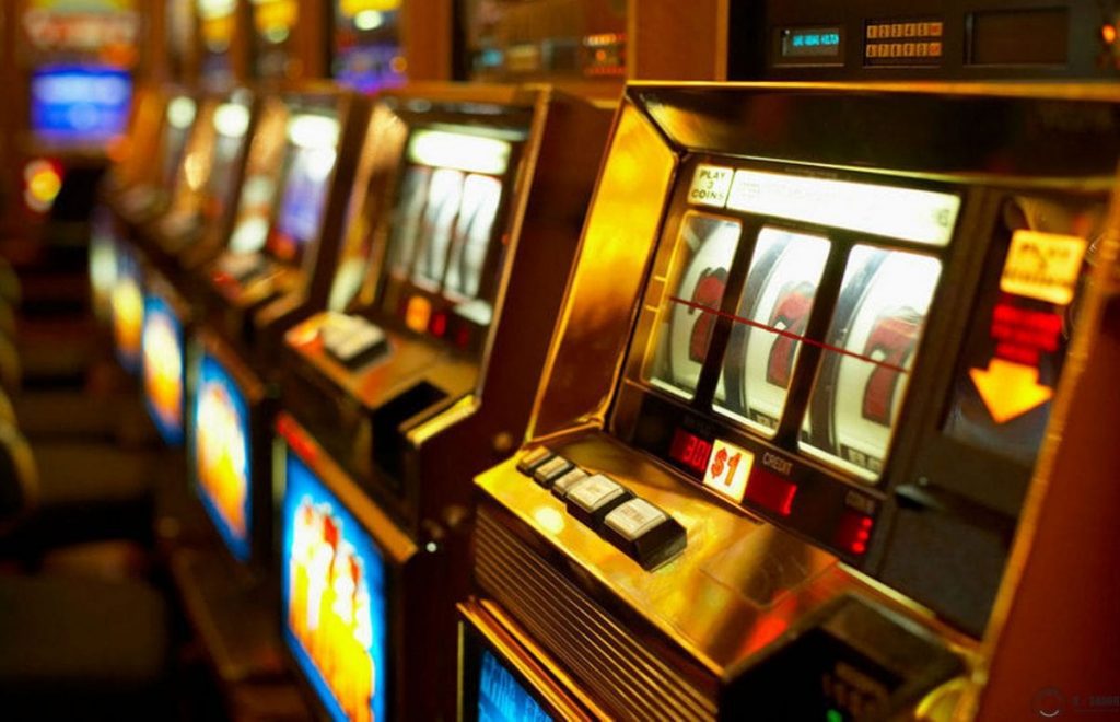 All about Slots in Online Casinos 